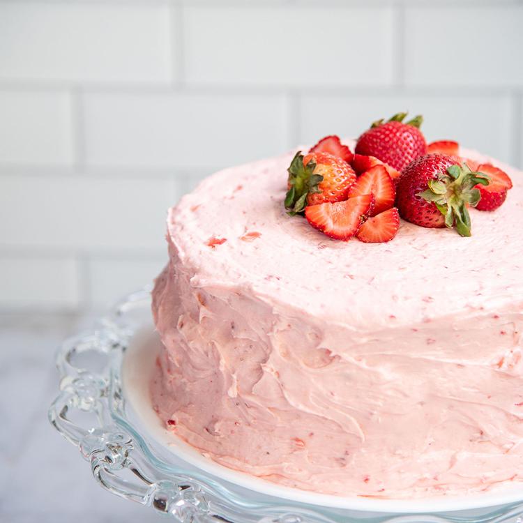Sweet Strawberry Buttercream Cake